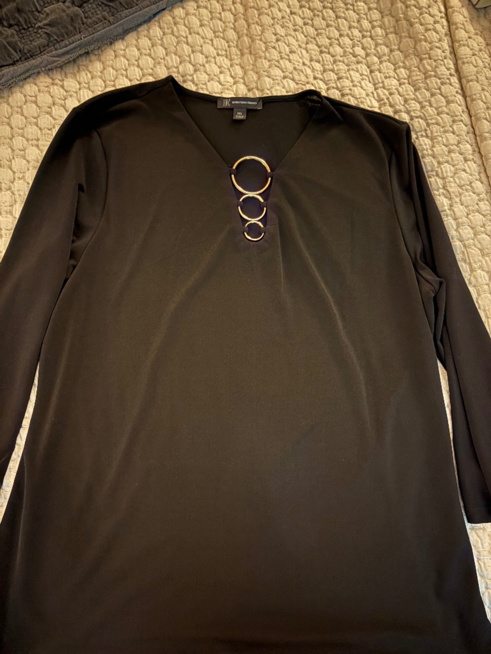 INC. beautiful classy navy top.  The tag says size XXL but it is a L.